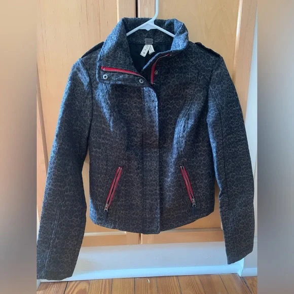 SALE! 24 hrs! Free People We The Free Moto Jacket Cheetah Print Size 2
Like New! - Picture 12 of 12